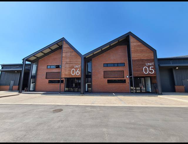 1,756M² WAREHOUSE TO LET IN RIVERSANDS